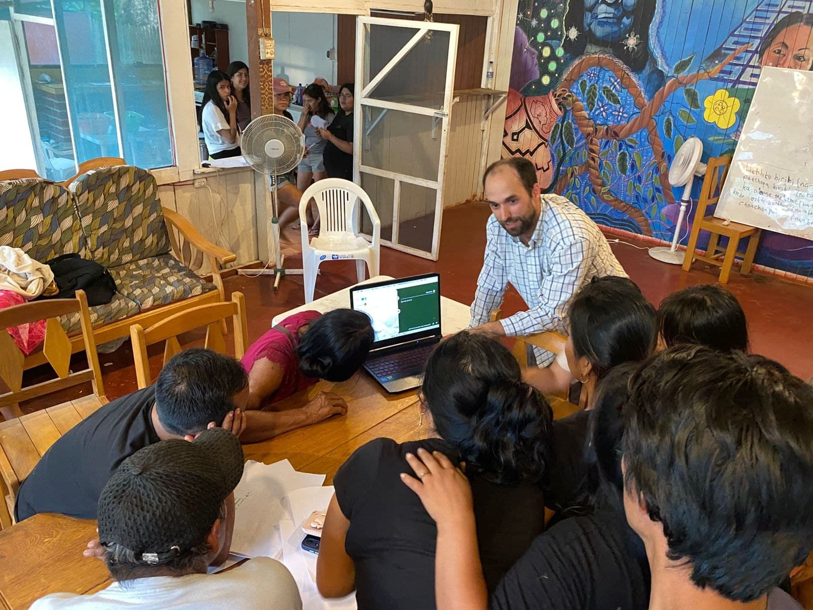 Trabajo en terreno con la comunidad